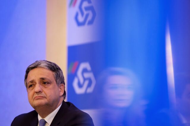 Caminho para o lucro na Caixa exige menos pessoas e mais comissões