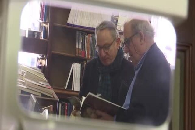 Ferin, a 'mais bela livraria de Lisboa', renasce com mais livros, poesia e um bar