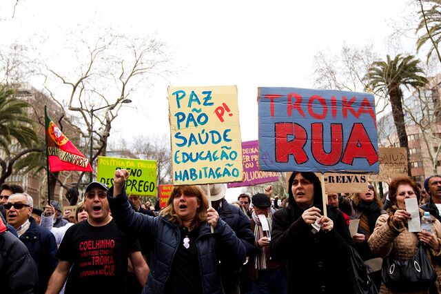 O Estado pós-troika: saúde e educação baixam a despesa