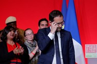 'Avalio a sanção histórica que exprimiram contra o PS. (...) A esquerda não morreu', afirmou Benoît Hamon.