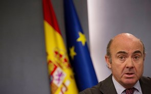 Espanha ameaça bloquear pagamento à Grécia