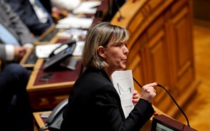 Maria Luís Albuquerque acusa Governo de desperdiçar oportunidade para consolidar poder