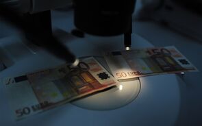 nota50euros notas moedas dinheiro carregado
