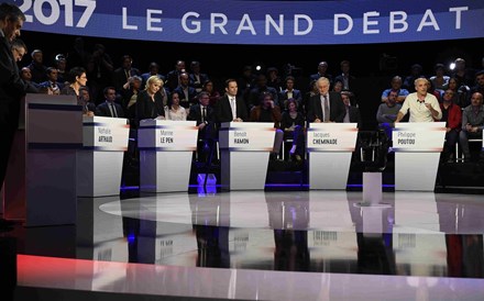 Temas económicos dominam debate entre candidatos à presidência de França