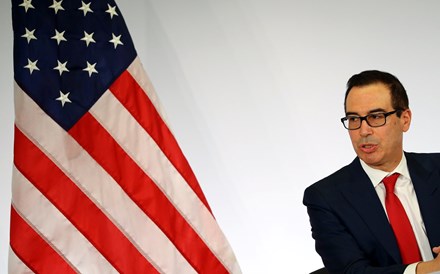 Mnuchin: 'Sell-off' vai ser uma grande oportunidade para investir a longo prazo