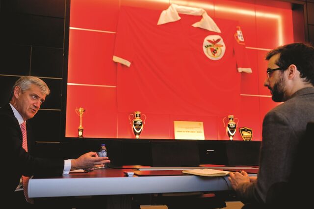 Soares de Oliveira: 'Necessidade de vender jogadores vai diminuir'