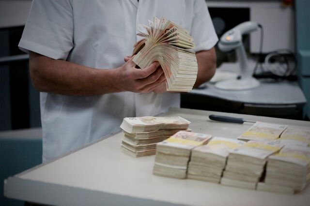 Parlamento aprova acesso do fisco a contas bancárias acima de 50 mil euros