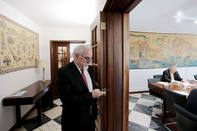 Governo quer discutir amanhã contratação colectiva. Patrões contestam