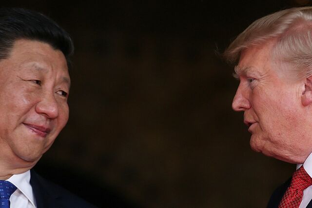 China e EUA travam esperanças para encontro. Acordo comercial 'impossível' até Janeiro