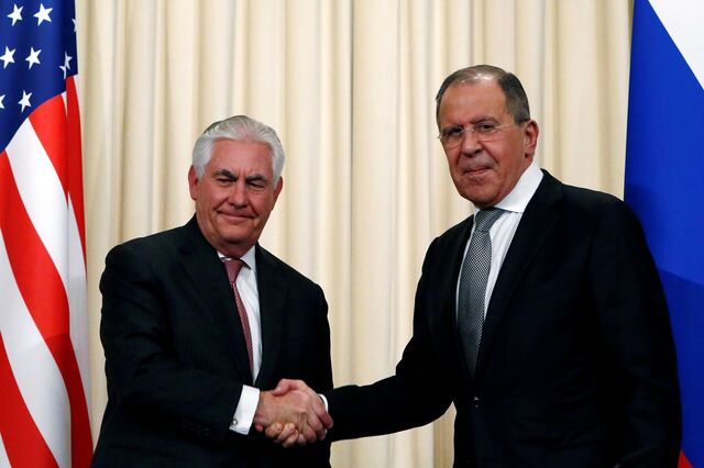 Tillerson defende que EUA e Rússia 'não podem ter este tipo de relação'