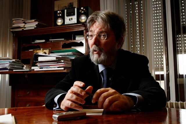 Francisco George admite que covid-19 pode vir a ser erradicada