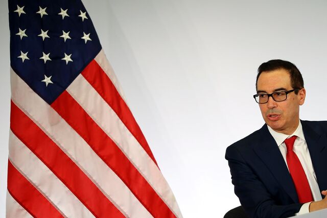 Trump baixa IRC para 15% e deixa cair polémica taxa sobre importações