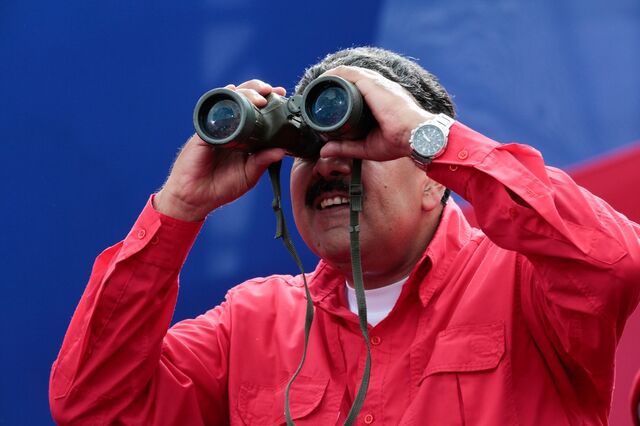  Venezuela pode não reembolsar 1,1 mil milhões em obrigações