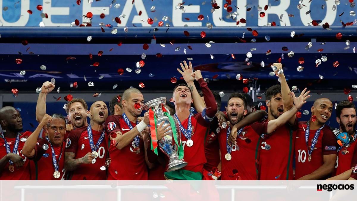 À grande e à francesa. Portugal é campeão da Europa