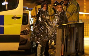 Explosões em Manchester matam e ferem após concerto de Ariana