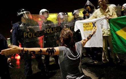 Áudio que implica Presidente brasileiro já é público. Nas ruas grita-se 'Fora Temer'