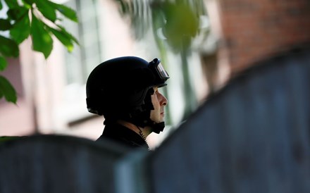 Manchester: Polícia britânica detém 14.º suspeito relacionado com ataque