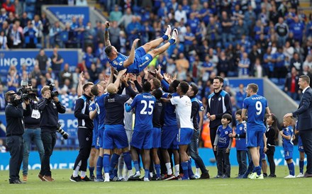 Receitas dos clubes ingleses são quase 13 vezes maiores do que dos portugueses