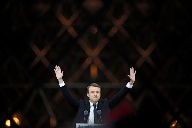 Partido de Macron garante maioria absoluta em França