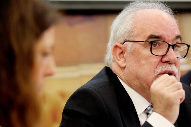 Recibos Verdes: “Não é fácil” saber quem vai pagar mais ou menos