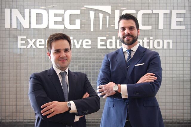 “Gestor de projecto lidera a criação do mundo novo”