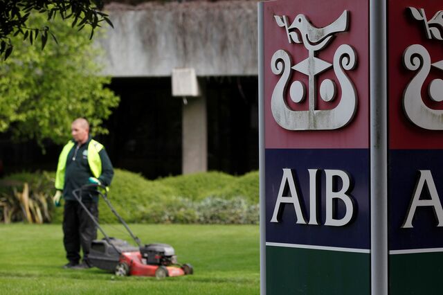 Irlanda coloca em bolsa um dos bancos que obrigaram ao resgate financeiro