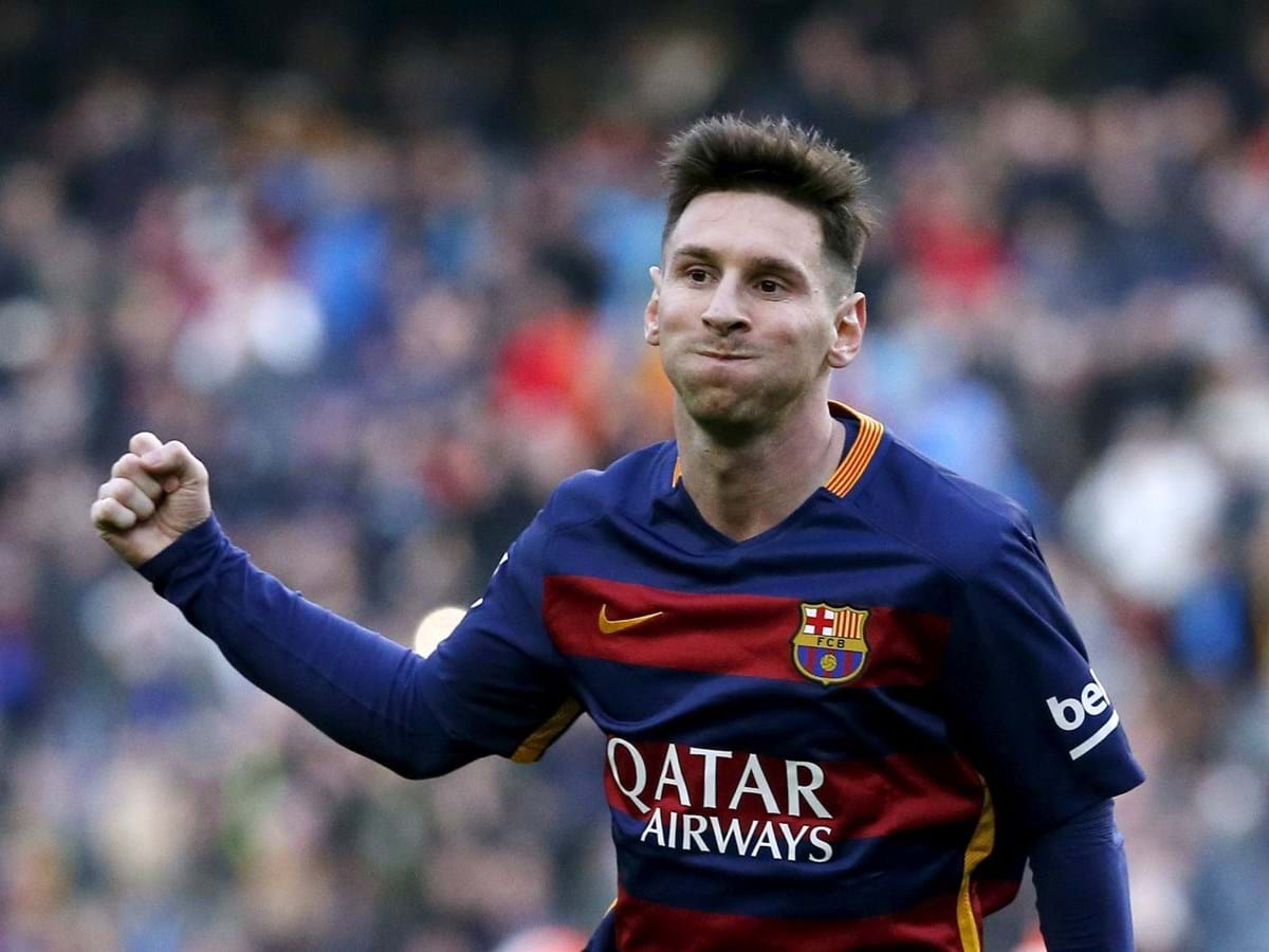 Qual é a altura de Lionel Messi?