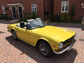  1975 Triumph TR6 O/D. Estimativa entre 14 e 18 mil libras.