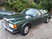 1986 Bentley Eight. Estimativa de cinco a sete mil libras.