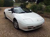 1990 Lotus Elan (M100) SE. Estimativa de seis a oito mil libras.