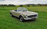 1970 Mercedes-Benz 280 SL Pagoda. Estimativa de 50 a 55 mil libras.