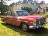 1972 Mercedes-Benz 280SE 3.5 Saloon. Estimativa de seis a oito mil libras.