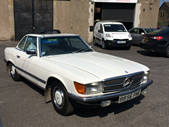 1984 Mercedes-Benz 280SL. Estimativa de sete a nove mil libras.