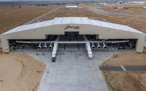 Como o maior avião do mundo se prepara para voar