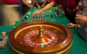 Casinos agravam perdas na “roleta” da pandemia