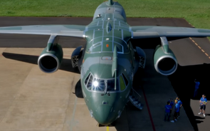 KC-390 Embraer avião
