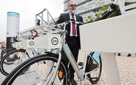 Rede de bicicletas de Lisboa sem publicidade