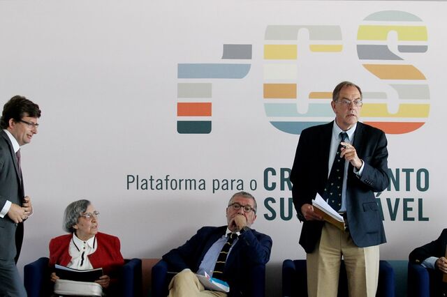 Reestruturação da dívida pública ameaçaria depósitos, avisa think tank próximo do PSD 