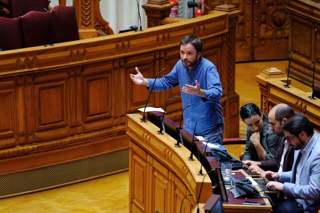 Bloco quer nova taxa de rotatividade com valor “dissuasor”