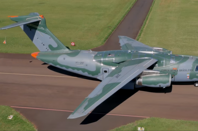 João Gomes Cravinho: Compra de cinco aviões KC-390 em fase 'pré-final de negociação'