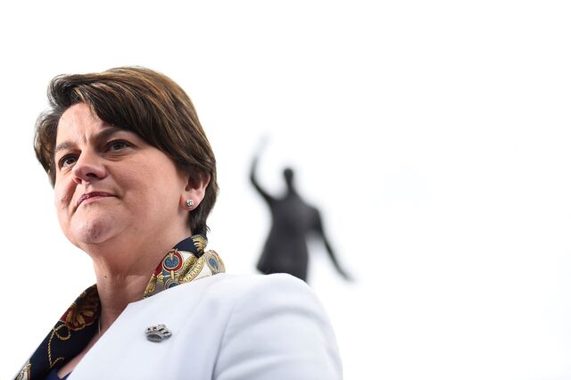 Brexit: Unionistas rejeitam acordo revisto e tornam chumbo mais provável