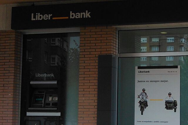 Espanhol Liberbank afunda quase 40% em bolsa com receios de aumento de capital