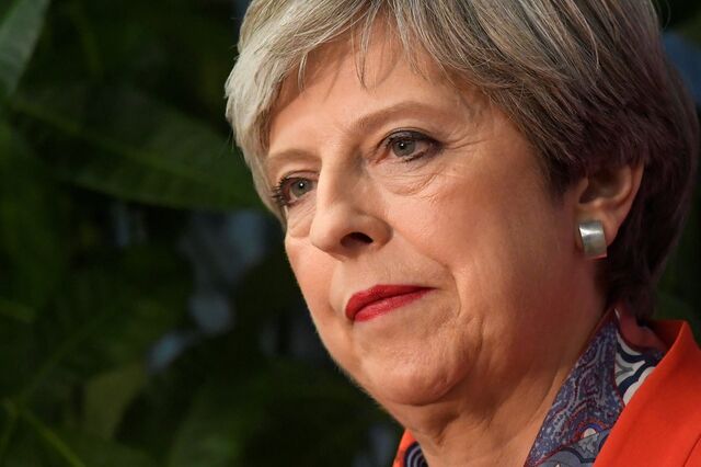 Theresa May estará disposta a pagar factura de 45 mil milhões de euros pelo Brexit