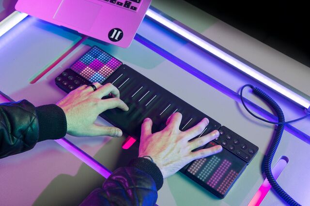 Novo teclado de 300 dólares imitará som de qualquer instrumento