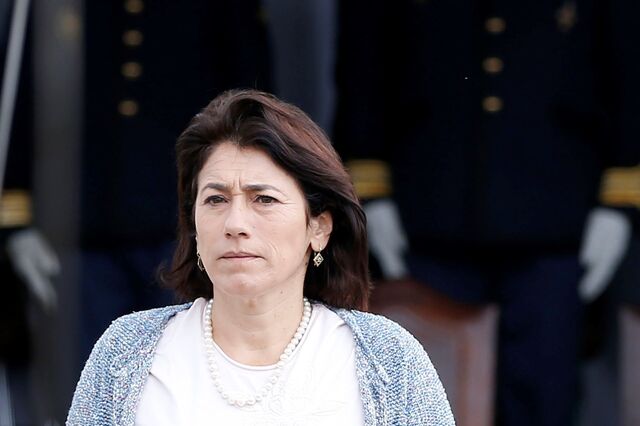 Ministra: 'O fácil para mim seria a demissão. Acha que o problema estava resolvido?'