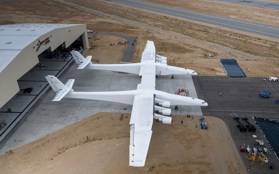 stratolaunch avião
