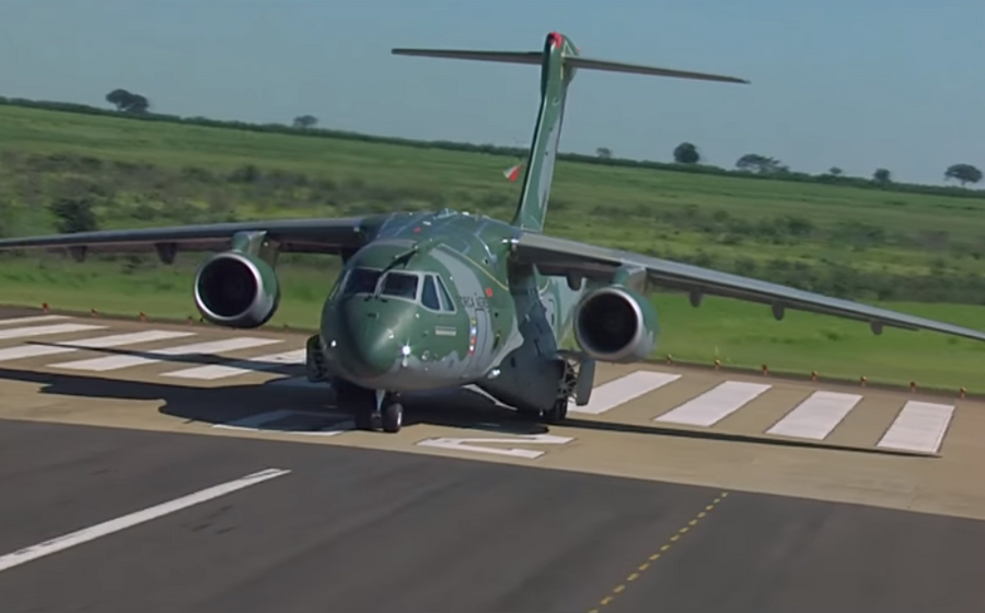 KC-390 Embraer avião