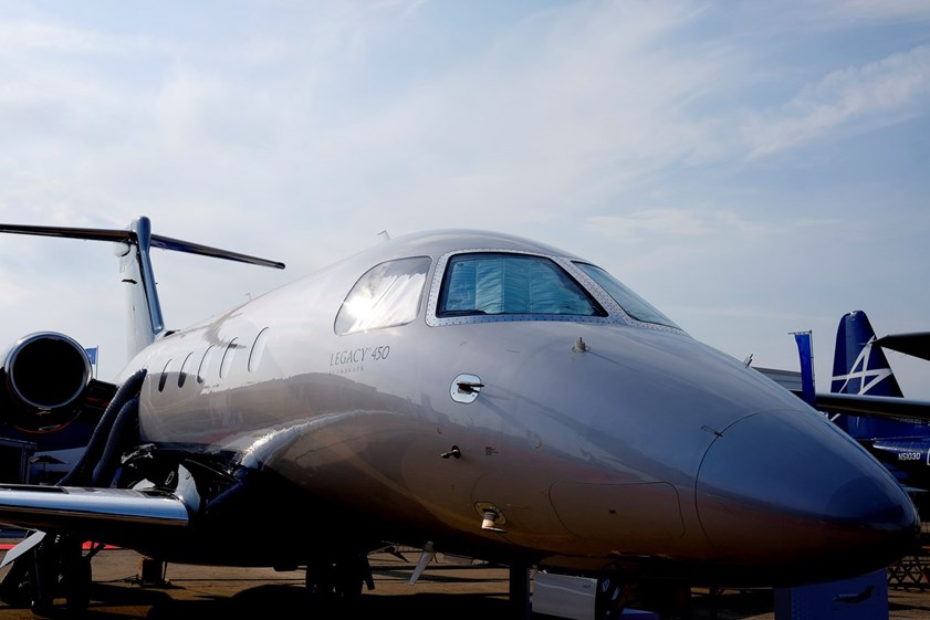 A Embraer garante que o Legacy 450 tem a tecnologia mais avançada do seu segmento, bem como a maior capacidade de armazenamento de bagagem.