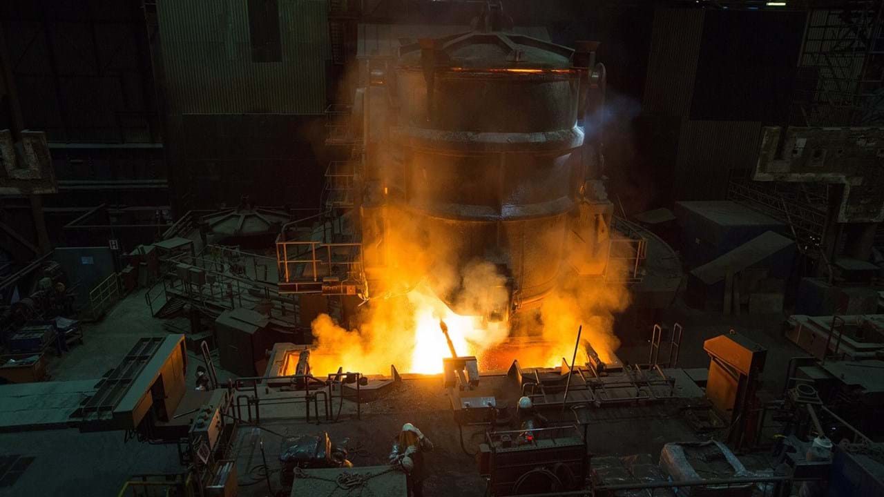 Thyssenkrupp e Tata Steel fecham a maior fusão no sector do aço