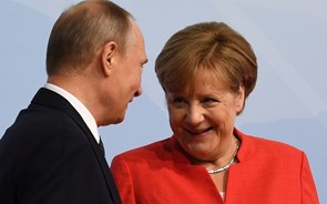  Antigo conselheiro de Merkel faz “mea culpa” no gás russo